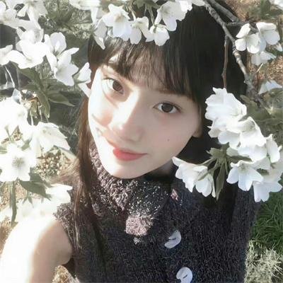 三个扑火的少年
